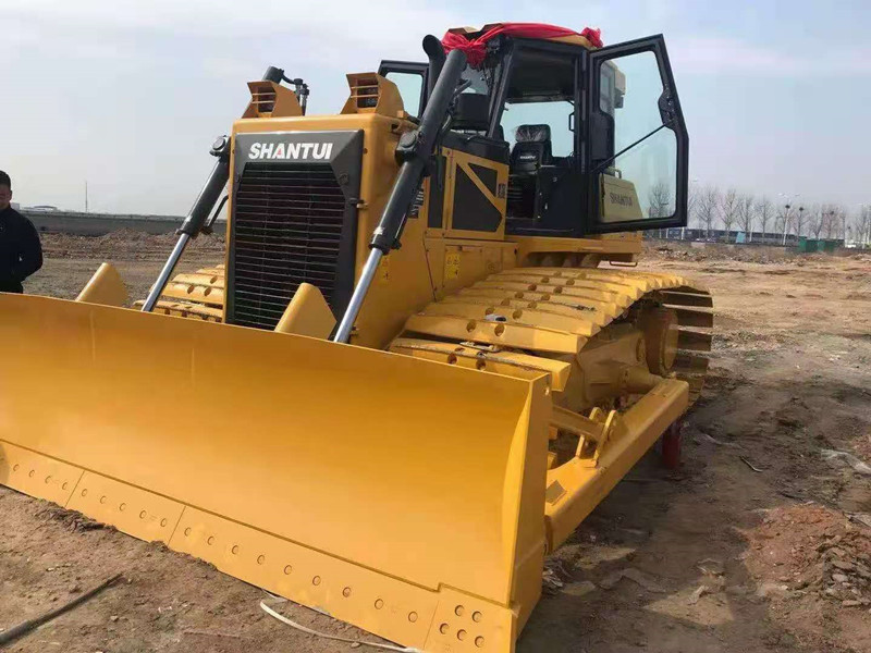 Shantui machinery swamp dozer